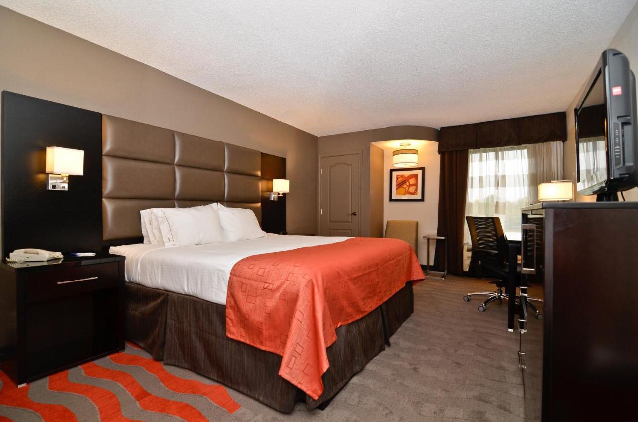 Holiday Inn Express Burlington By Ihg Esterno foto